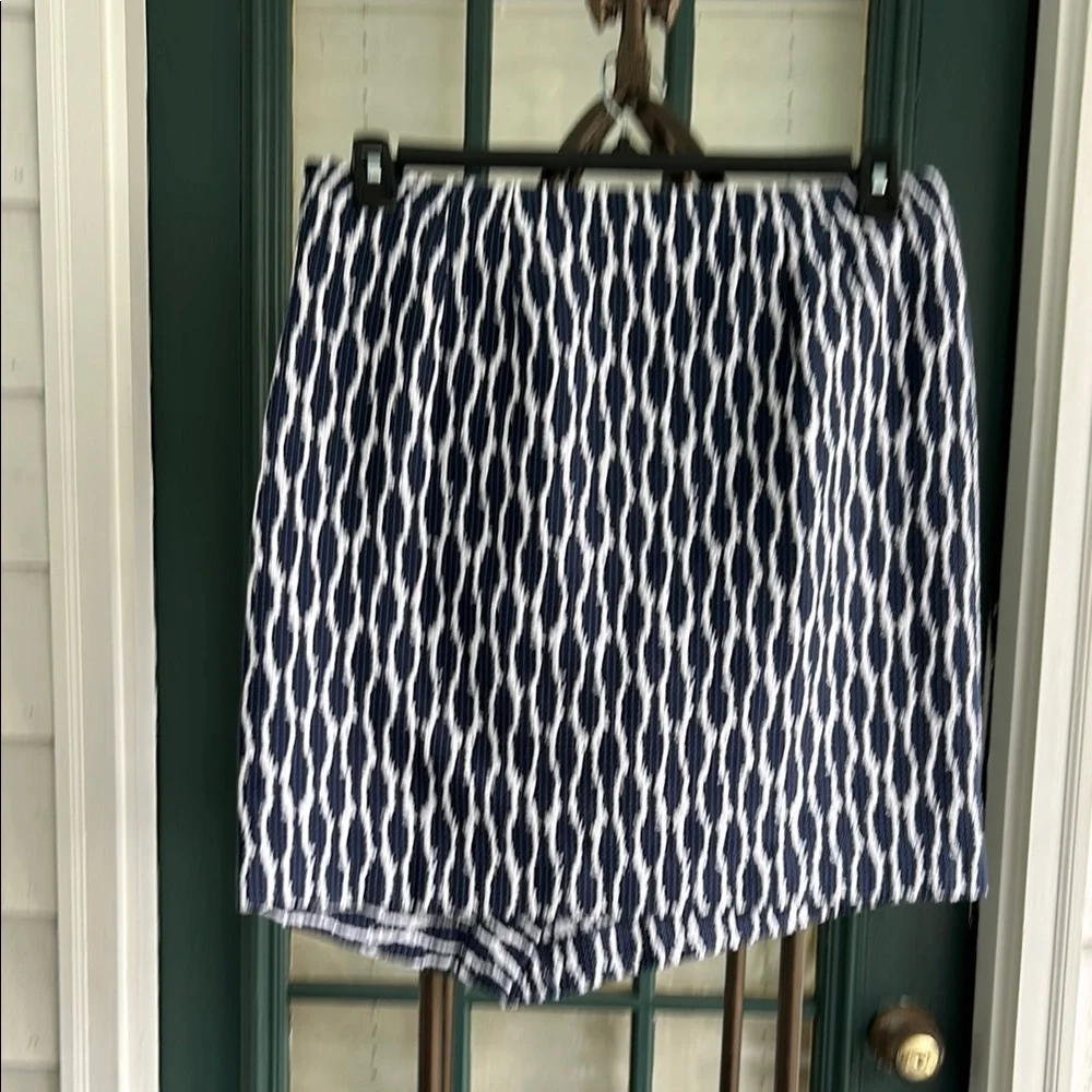 Loft Navy and White Asymmetrical Mini A-Line Skirt for Casual Work size 8